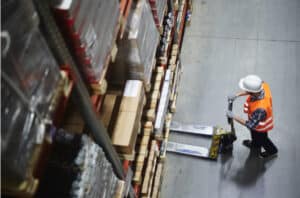 logistics-solutions-solutions-offerings-warehouse-services-2x-300x198