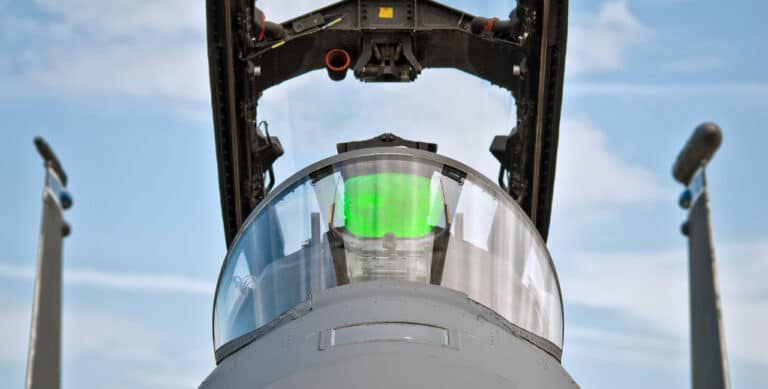 careers-f16-cockpit-2x-768x389